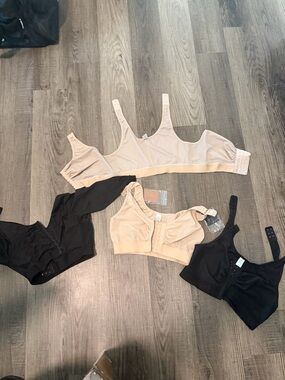 4- Post-Surgery Compression Bras